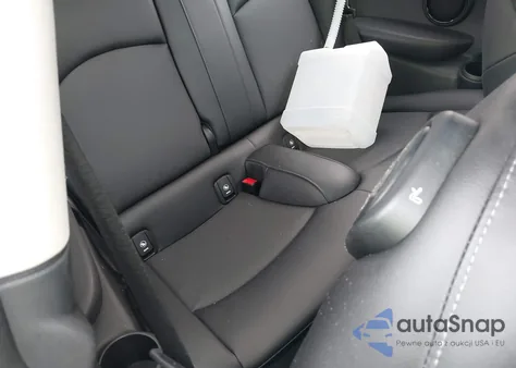 2017 Mini Hardtop Cooper из США, поврежденный, VIN WMWXP5C33H3C64109